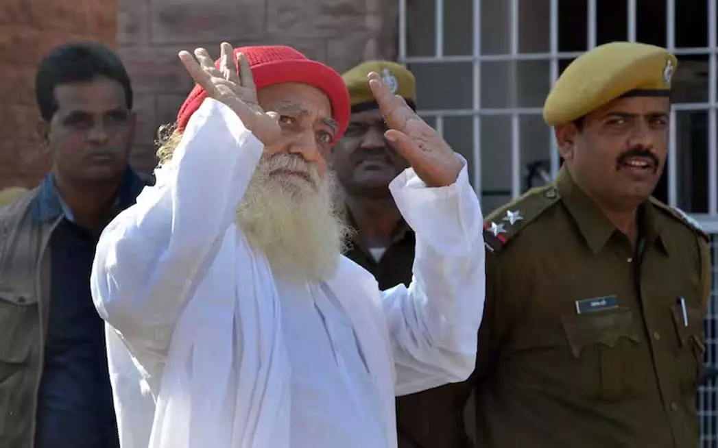 BREAKING: गुजरात हाईकोर्ट से आसाराम को तीन महीने की जमानत BREAKING: गुजरात हाईकोर्ट से आसाराम को तीन महीने की जमानत