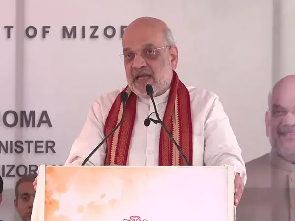 इसी संसद सत्र में पेश होगा वक्फ संशोधन विधेयक, परिसीमन होने पर किसी के साथ अन्याय नहीं होगा: अमित शाह इसी संसद सत्र में पेश होगा वक्फ संशोधन विधेयक, परिसीमन होने पर किसी के साथ अन्याय नहीं होगा: अमित शाह