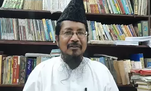 मौलाना शहाबुद्दीन ने मुस्लिम पर्सनल बोर्ड पर साधा निशाना, रमजान को सियासत से दूर रखने की अपील मौलाना शहाबुद्दीन ने मुस्लिम पर्सनल बोर्ड पर साधा निशाना, रमजान को सियासत से दूर रखने की अपील