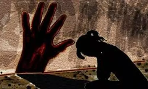 Indore: पति की मौत के बाद शादी का झांसा देकर करता रहा दुष्कर्म, केस दर्ज Indore: पति की मौत के बाद शादी का झांसा देकर करता रहा दुष्कर्म, केस दर्ज