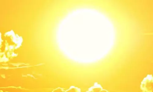 प्रचंड रूप दिखा रहा गर्मी, विशेष सावधानी बरतें प्रचंड रूप दिखा रहा गर्मी, विशेष सावधानी बरतें