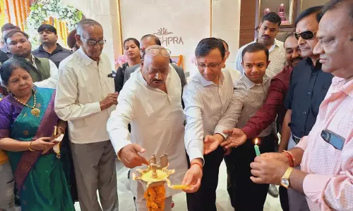 Ayodhya: विधि विधान के साथ ऐश्प्रा जेम्स एंड ज्वेल्स ने स्टोर का शुभारंभ किया