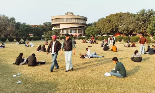 Punjab University के शोधकर्ताओं को फलों की कोटिंग के लिए पेटेंट मिला Punjab University के शोधकर्ताओं को फलों की कोटिंग के लिए पेटेंट मिला