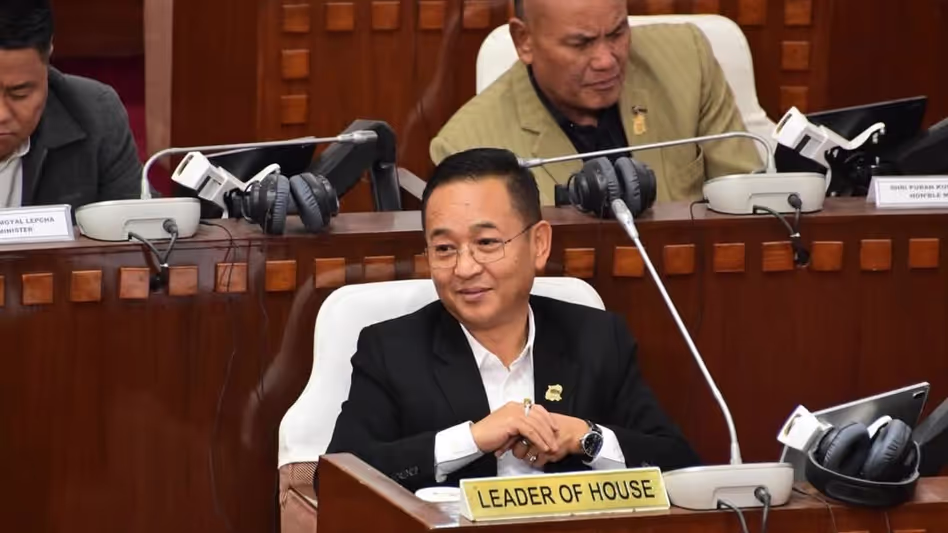 Sikkim के विधायकों ने बजट को मंजूरी दी, 2025-26 के लिए विकास प्राथमिकताओं पर प्रकाश डाला Sikkim के विधायकों ने बजट को मंजूरी दी, 2025-26 के लिए विकास प्राथमिकताओं पर प्रकाश डाला