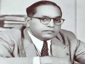 डॉ. अंबेडकर के प्रति पीएम मोदी की श्रद्धा की झलक अवकाश की घोषणा में दिखी : अनुराग ठाकुर डॉ. अंबेडकर के प्रति पीएम मोदी की श्रद्धा की झलक अवकाश की घोषणा में दिखी : अनुराग ठाकुर
