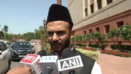सपा सांसद जियाउर्रहमान बर्क ने वक्फ संशोधन विधेयक, नमाज विवाद पर विरोध-प्रदर्शन का किया समर्थन सपा सांसद जियाउर्रहमान बर्क ने वक्फ संशोधन विधेयक, नमाज विवाद पर विरोध-प्रदर्शन का किया समर्थन