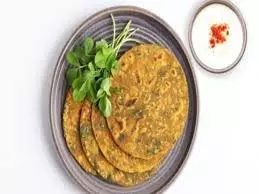 Breakfast: कुछ चटपटा खाने का मन है तो इस आसान रेसिपी से झटपट बनाएं ये डिश Breakfast: कुछ चटपटा खाने का मन है तो इस आसान रेसिपी से झटपट बनाएं ये डिश