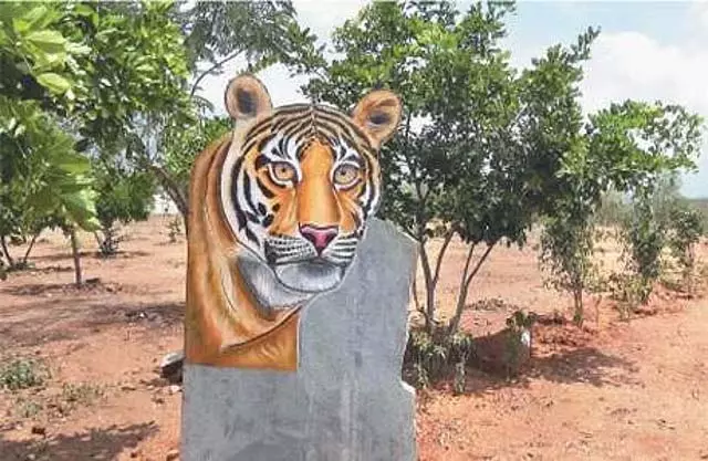 मानव-वन्यजीव संघर्ष को रोकने के लिए 31 करोड़ रुपये दिए जाएंगे: Minister K. Ponmudi मानव-वन्यजीव संघर्ष को रोकने के लिए 31 करोड़ रुपये दिए जाएंगे: Minister K. Ponmudi