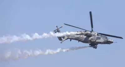 एचएएल से रक्षा मंत्रालय खरीदेगा 156 लड़ाकू हेलीकॉप्टर, 62,700 करोड़ रुपये का किया अनुबंध एचएएल से रक्षा मंत्रालय खरीदेगा 156 लड़ाकू हेलीकॉप्टर, 62,700 करोड़ रुपये का किया अनुबंध