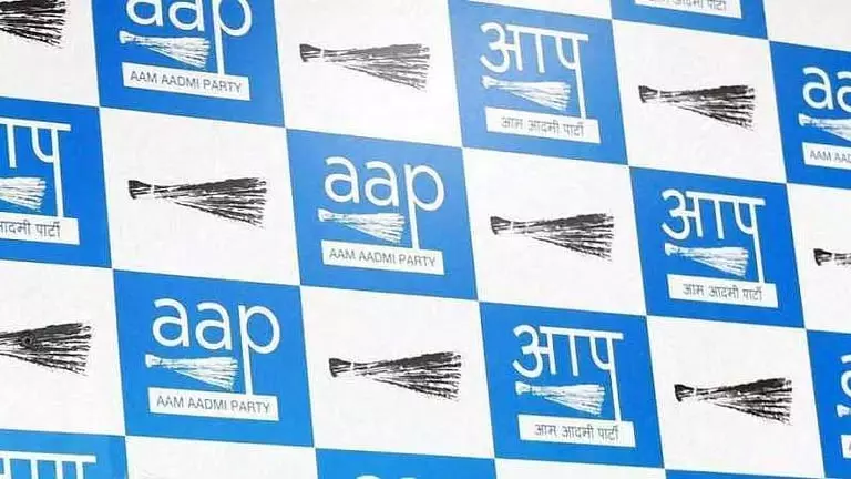 कैग रिपोर्ट ने आप सरकार की वित्तीय स्थिति पर सवाल उठाए; PAC orders probe कैग रिपोर्ट ने आप सरकार की वित्तीय स्थिति पर सवाल उठाए; PAC orders probe