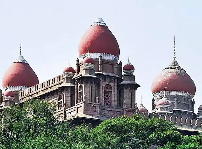 Telangana HC ने BRS विधायक देवीरेड्डी सुधीर रेड्डी को अंतरिम राहत देने से किया इनकार Telangana HC ने BRS विधायक देवीरेड्डी सुधीर रेड्डी को अंतरिम राहत देने से किया इनकार