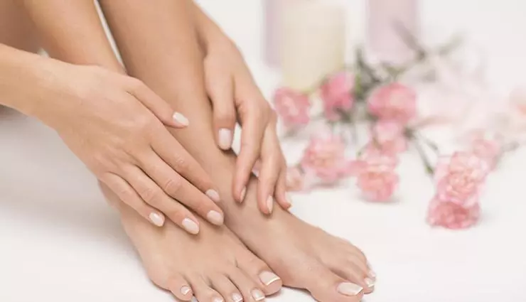 Skin Care: घर बैठे सिर्फ 5 रुपए में पाएं चमकदार हाथ-पैर, मिनटों में हटाएं गंदगी और मैल Skin Care: घर बैठे सिर्फ 5 रुपए में पाएं चमकदार हाथ-पैर, मिनटों में हटाएं गंदगी और मैल