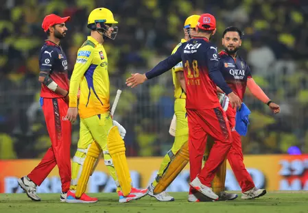 आईपीएल 2025 : आरसीबी से मिली हार के बाद, सीएसके के कोच फ्लेमिंग ने कहा आईपीएल 2025 : आरसीबी से मिली हार के बाद, सीएसके के कोच फ्लेमिंग ने कहा