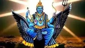 Shani Upay: शनिदेव की कृपा पाना चाहते हैं तो शनिवार को करें कुछ आसान उपाय Shani Upay: शनिदेव की कृपा पाना चाहते हैं तो शनिवार को करें कुछ आसान उपाय