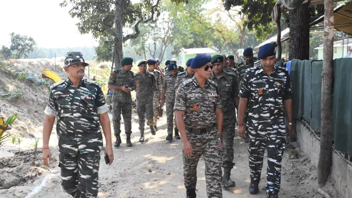 नक्सलवाद के नासूर को खत्म करने की दिशा में छत्तीसगढ़ के बढ़ते कदम नक्सलवाद के नासूर को खत्म करने की दिशा में छत्तीसगढ़ के बढ़ते कदम
