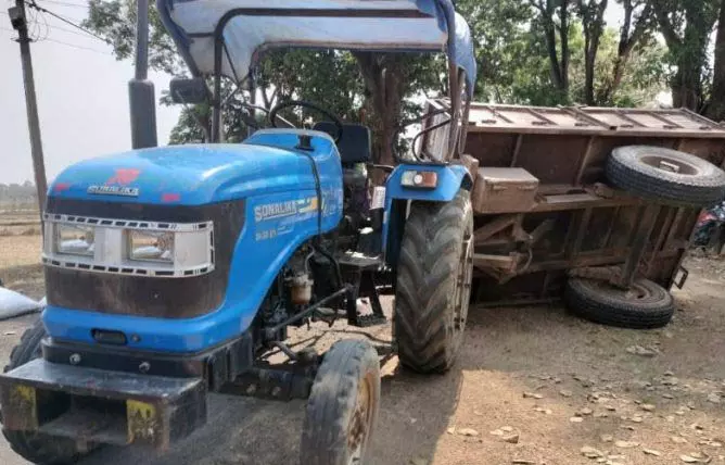 2 हादसे में 21 लोग घायल, अलग-अलग क्षेत्रों में हुई एक्सीडेंट 2 हादसे में 21 लोग घायल, अलग-अलग क्षेत्रों में हुई एक्सीडेंट