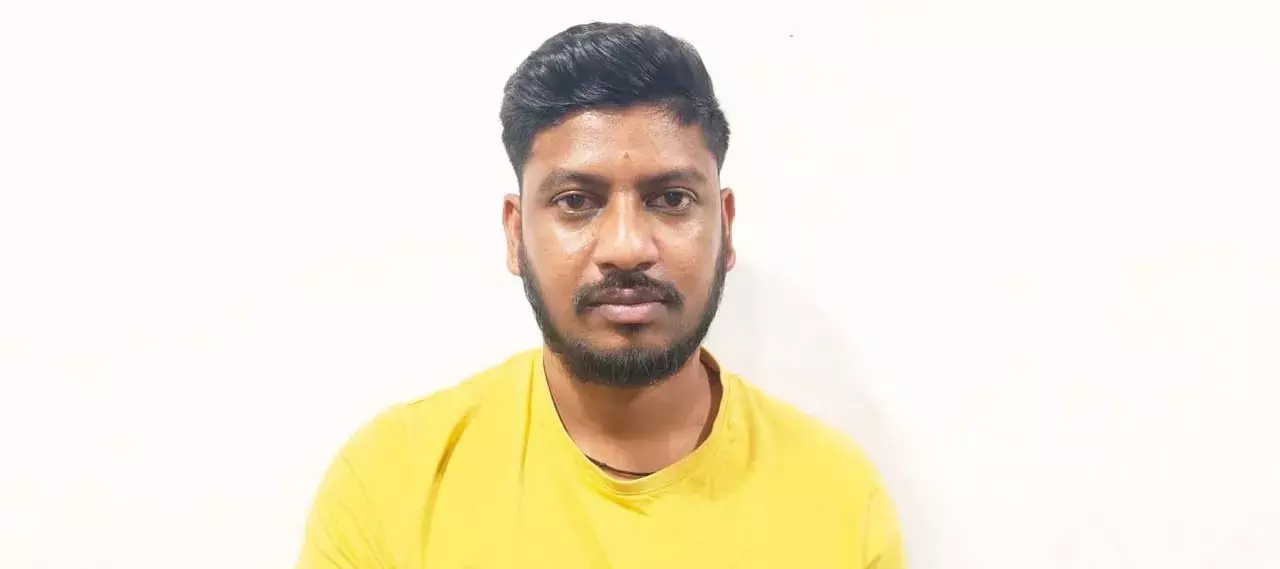 Odisha: विधानसभा के कांग्रेस घेराव के दौरान हिंसा के लिए भुवनेश्वर में एक व्यक्ति गिरफ्तार Odisha: विधानसभा के कांग्रेस घेराव के दौरान हिंसा के लिए भुवनेश्वर में एक व्यक्ति गिरफ्तार