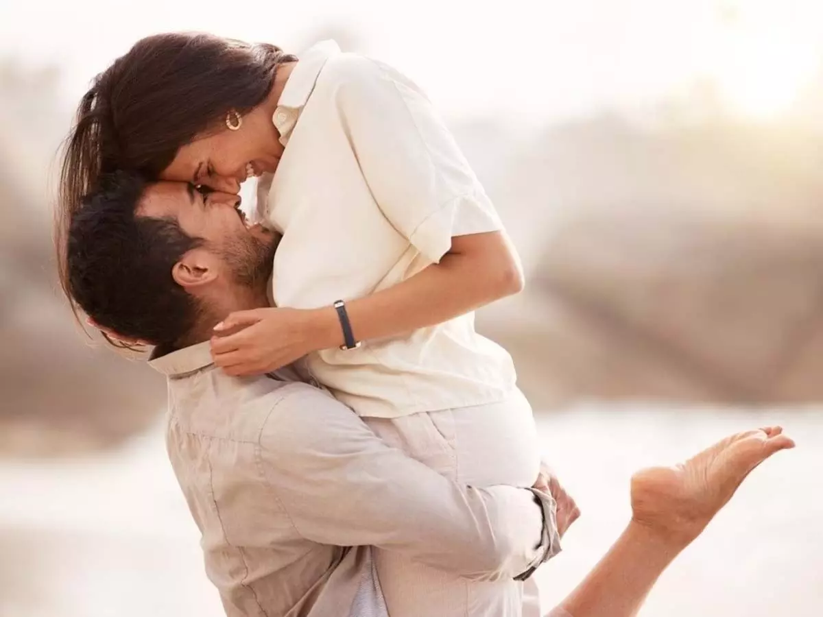 Romantic Relationships : रोमांटिक रिश्तों में ब्रेकअप के कारण Romantic Relationships : रोमांटिक रिश्तों में ब्रेकअप के कारण