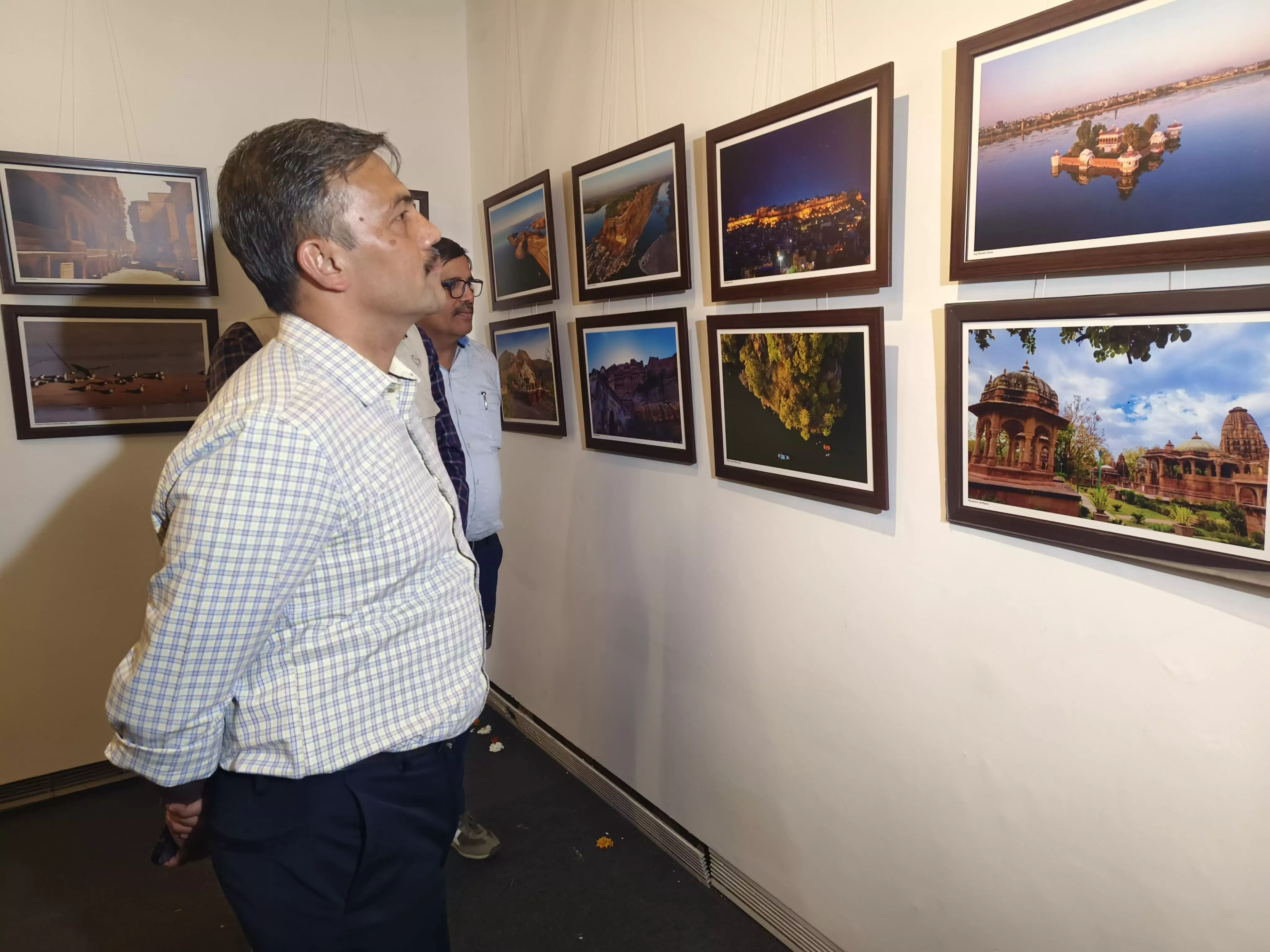 Rajasthan दिवस समारोह के अवसर पर तीन दिवसीय फोटो प्रदर्शनी का शुभारंभ Rajasthan दिवस समारोह के अवसर पर तीन दिवसीय फोटो प्रदर्शनी का शुभारंभ