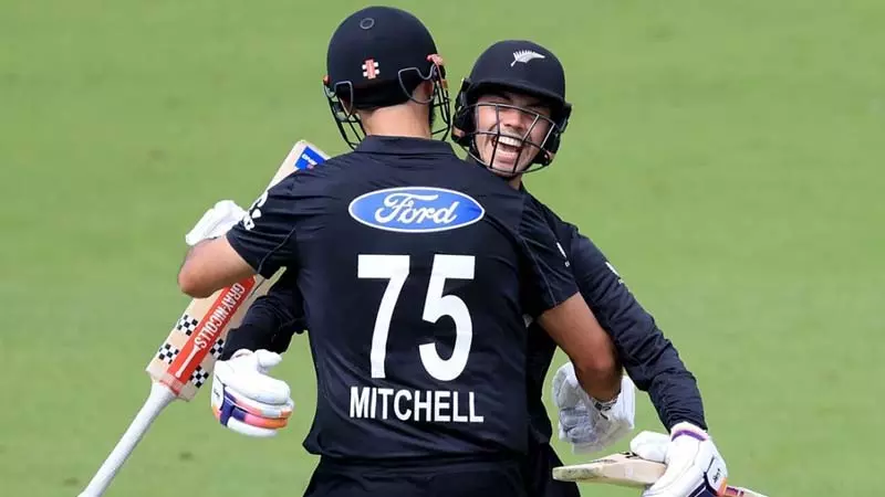 NZ vs Pak: पाकिस्तान का फ्लॉप शो जारी, पहले ODI में न्यूजीलैंड ने 73 रनों से हराया NZ vs Pak: पाकिस्तान का फ्लॉप शो जारी, पहले ODI में न्यूजीलैंड ने 73 रनों से हराया