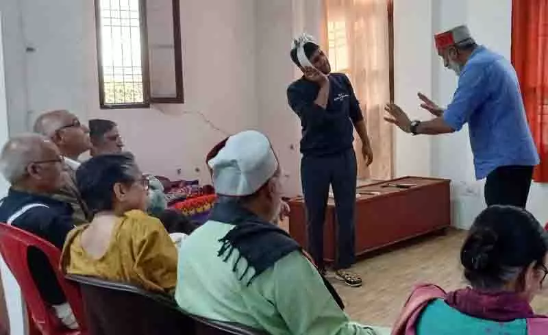 Himachal: विश्व रंगमंच दिवस मनाया गया Himachal: विश्व रंगमंच दिवस मनाया गया
