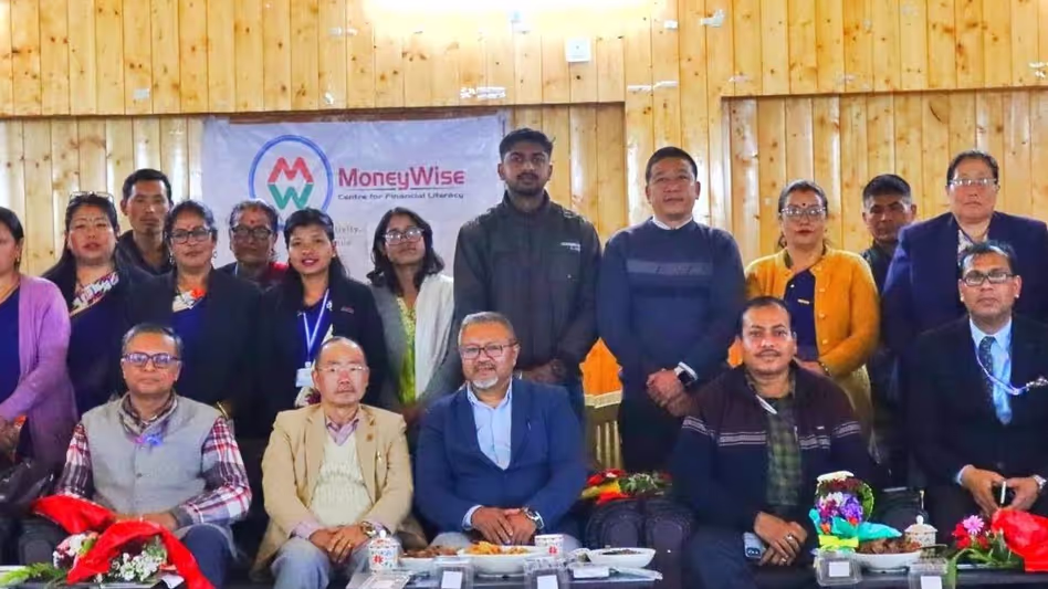 Sikkim की बैंकर्स समिति ने चोंगरांग में एसएचजी ऋण लिंकेज पर आउटरीच शिविर आयोजित Sikkim की बैंकर्स समिति ने चोंगरांग में एसएचजी ऋण लिंकेज पर आउटरीच शिविर आयोजित