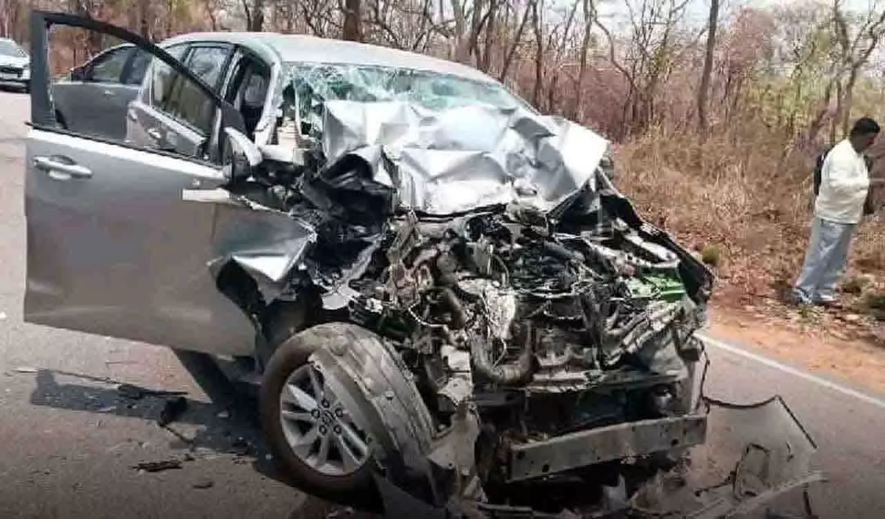 महाराष्ट्र के वरिष्ठ IPS अधिकारी की हैदराबाद-श्रीशैलम रोड पर सड़क दुर्घटना में मौत महाराष्ट्र के वरिष्ठ IPS अधिकारी की हैदराबाद-श्रीशैलम रोड पर सड़क दुर्घटना में मौत