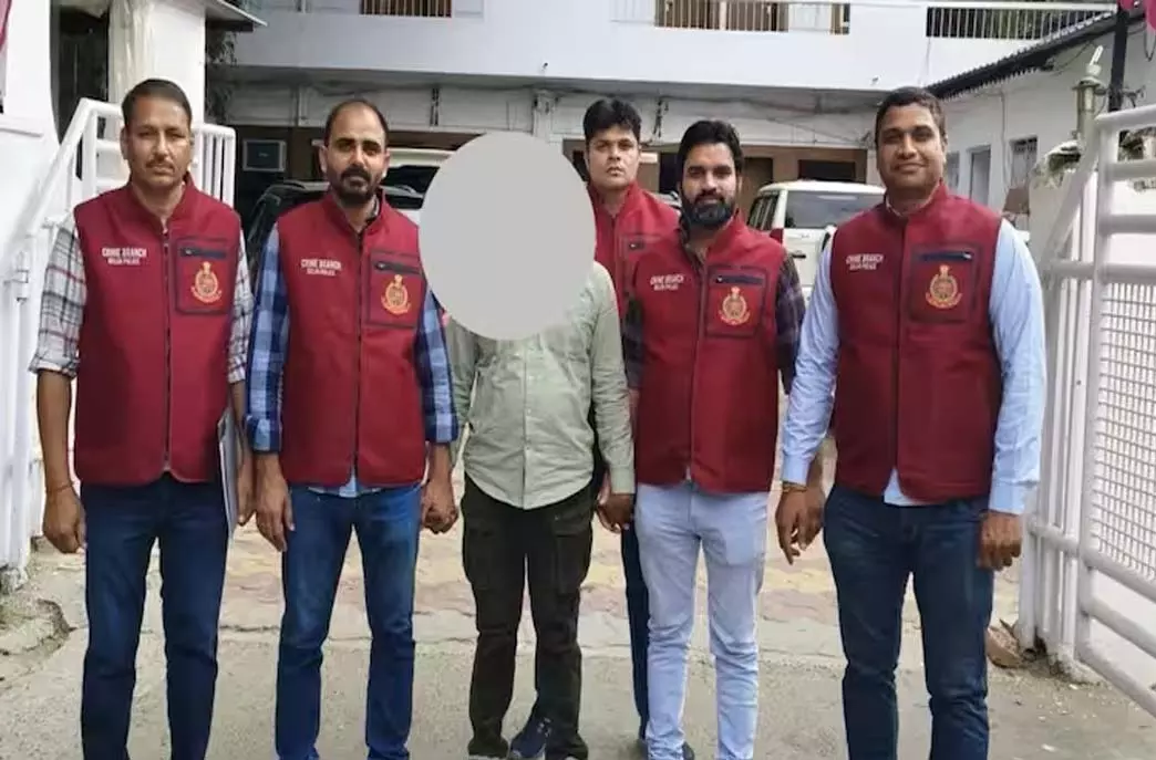 BREAKING: गैंगरेप का सजायाफ्ता कैदी को फिर भेजा जेल BREAKING: गैंगरेप का सजायाफ्ता कैदी को फिर भेजा जेल