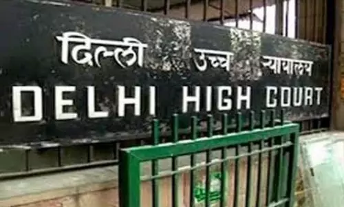 केंद्र ने न्यायमूर्ति वर्मा के इलाहाबाद उच्च न्यायालय में स्थानांतरण की अधिसूचना जारी की केंद्र ने न्यायमूर्ति वर्मा के इलाहाबाद उच्च न्यायालय में स्थानांतरण की अधिसूचना जारी की