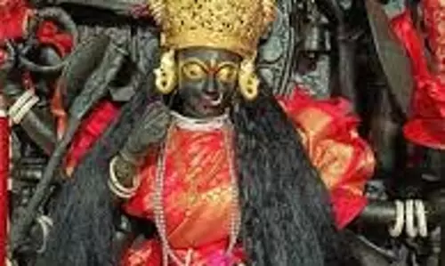 Chaitra Navratri 2025 : मां बिरासिनी मंदिर में चैत्र नवरात्रि की तैयारियां जोरों पर Chaitra Navratri 2025 : मां बिरासिनी मंदिर में चैत्र नवरात्रि की तैयारियां जोरों पर