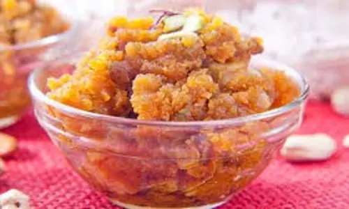 Navratri Special: व्रत के लिए बनाएं स्वादिष्ट और पौष्टिक ड्राई फ्रूट्स का हलवा Navratri Special: व्रत के लिए बनाएं स्वादिष्ट और पौष्टिक ड्राई फ्रूट्स का हलवा
