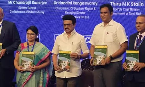 CM Stalin ने उद्यमियों से तमिलनाडु में हरित अर्थव्यवस्था क्षेत्रों में निवेश करने का आह्वान किया