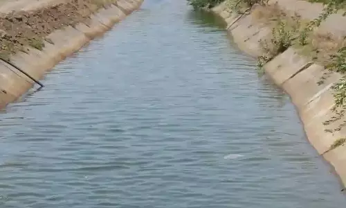 स्कूली छात्र की नहर में बहने से मौत