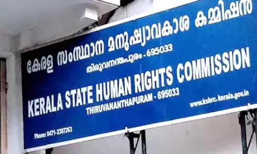 रेलवे स्टेशन की लिफ्ट में परिवार के फंसने की घटना की रिपोर्ट मांगी गई