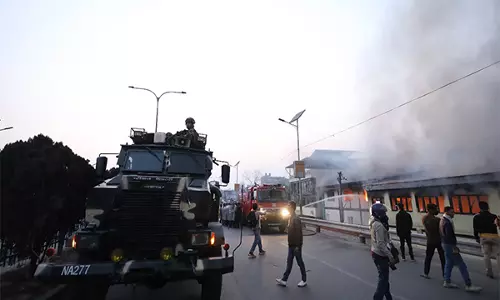Kathmandu में कर्फ्यू शनिवार सुबह तक बढ़ा दिया गया Kathmandu में कर्फ्यू शनिवार सुबह तक बढ़ा दिया गया