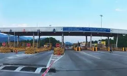 चेन्नई आउटर रिंग रोड पर टोल शुल्क 1 अप्रैल से बढ़ा दिया गया चेन्नई आउटर रिंग रोड पर टोल शुल्क 1 अप्रैल से बढ़ा दिया गया