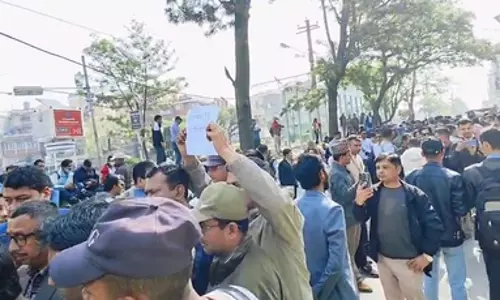 नेपाल में कर्फ्यू हटा, हिंसा के बाद 51 राजशाही समर्थक प्रदर्शनकारी गिरफ्तार