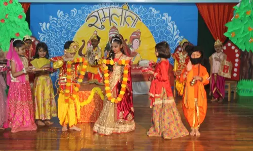 Jodhpur: सुरीली प्रस्तुति और कवि सम्मेलन के रस-रंगों से सजी होगी यह सांझ Jodhpur: सुरीली प्रस्तुति और कवि सम्मेलन के रस-रंगों से सजी होगी यह सांझ