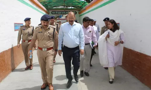 Meerut: जेल से नारी निकेतन तक व्यवस्थाओं की पड़ताल Meerut: जेल से नारी निकेतन तक व्यवस्थाओं की पड़ताल