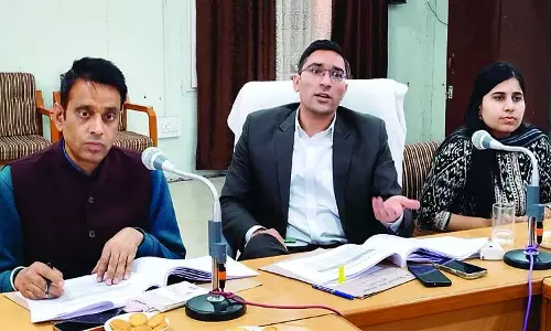 अल्पसंख्यक वर्गों को मिले शिक्षा और रोजगार अल्पसंख्यक वर्गों को मिले शिक्षा और रोजगार
