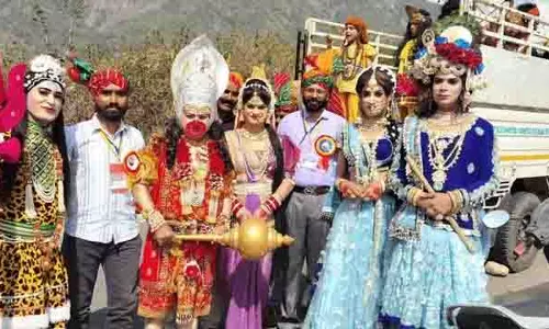 Himachal: पारंपरिक उत्सव के साथ खनियारा मेला शुरू Himachal: पारंपरिक उत्सव के साथ खनियारा मेला शुरू