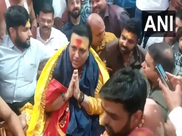 गोविंदा ने Ujjain में महाकालेश्वर ज्योतिर्लिंग मंदिर में दर्शन किए गोविंदा ने Ujjain में महाकालेश्वर ज्योतिर्लिंग मंदिर में दर्शन किए