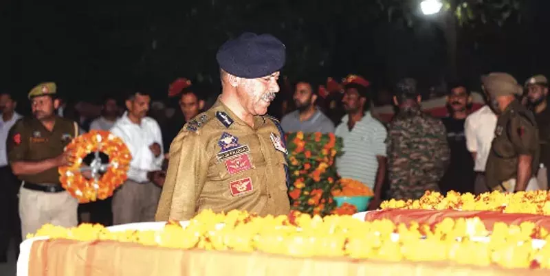 कठुआ मुठभेड़: 2 पाकिस्तानी मारे गए, 4 जेकेपी जवान शहीद:DGP कठुआ मुठभेड़: 2 पाकिस्तानी मारे गए, 4 जेकेपी जवान शहीद:DGP