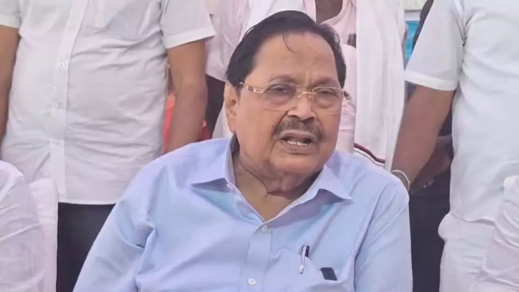 केंद्र की भाजपा सरकार तमिलनाडु की जनता के साथ विश्वासघात कर रही है! - Minister Duraimurugan केंद्र की भाजपा सरकार तमिलनाडु की जनता के साथ विश्वासघात कर रही है! - Minister Duraimurugan