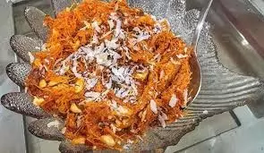 Eid: ईद पर ऐसे बनाएं शीर खुरमा और किमामी सेवइयां, लोग कहेंगे आपके हाथों में जादू है Eid: ईद पर ऐसे बनाएं शीर खुरमा और किमामी सेवइयां, लोग कहेंगे आपके हाथों में जादू है