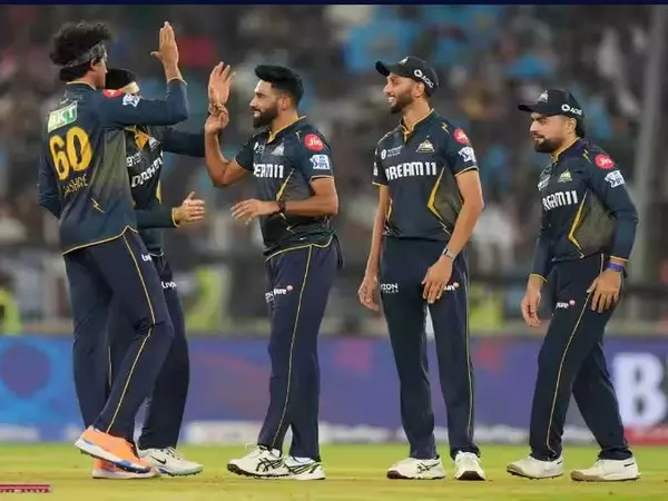 Shubman Gill ने मुंबई इंडियंस पर जीत के बाद काली मिट्टी की पिच का उपयोग करने की रणनीति बताई Shubman Gill ने मुंबई इंडियंस पर जीत के बाद काली मिट्टी की पिच का उपयोग करने की रणनीति बताई