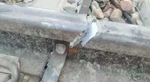 Bihar: रेलवे ट्रैक टूटा, ग्रामीणों की सतर्कता से टला बड़ा हादसा Bihar: रेलवे ट्रैक टूटा, ग्रामीणों की सतर्कता से टला बड़ा हादसा