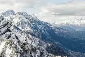 Himachal : भीषण गर्मी का दौर शुरू, हिल स्टेशनों पर पर्यटकों की संख्या बढ़ी Himachal : भीषण गर्मी का दौर शुरू, हिल स्टेशनों पर पर्यटकों की संख्या बढ़ी