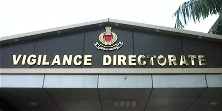 Odisha सतर्कता विभाग ने छह अधिकारियों को भ्रष्टाचार के आरोप में गिरफ्तार किया Odisha सतर्कता विभाग ने छह अधिकारियों को भ्रष्टाचार के आरोप में गिरफ्तार किया