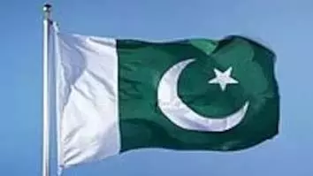 Pakistan की सैन्य कार्रवाई में 10 नागरिकों की मौत Pakistan की सैन्य कार्रवाई में 10 नागरिकों की मौत